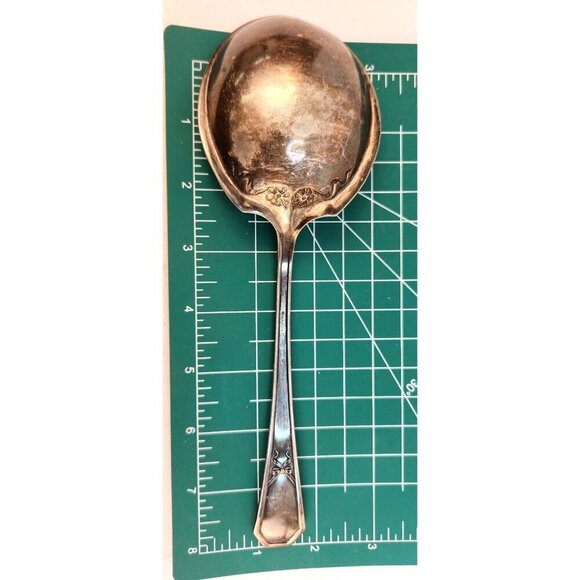 Vintage Ladle Holmes & Edwards XLV Silver plated Floral Serving Spoon With Ornat - Picture 2 of 9